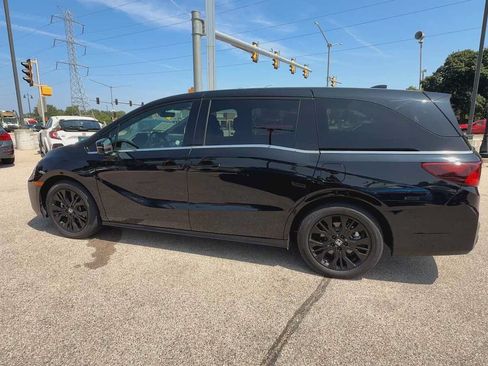 Used 2025 Honda Odyssey Sport-L image 5