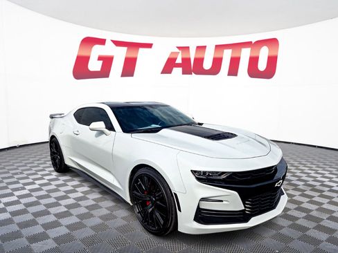 Used 2019 Chevrolet Camaro SS image 1