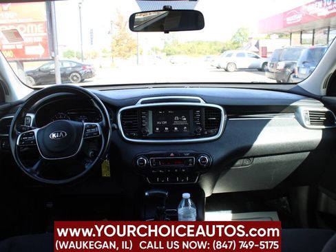 Used 2020 Kia Sorento LX w/ LX I4 Convenience Package AWD/4WD image 19