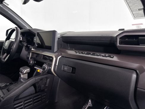 Certified 2024 Toyota Tacoma SR5 w/ SR5 Upgrade Package image 40
