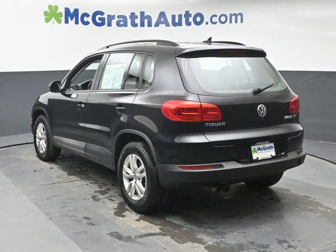 Used 2017 Volkswagen Tiguan S image 21