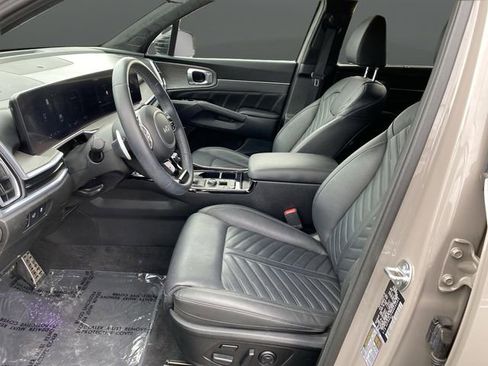 Certified 2024 Kia Sorento SX Prestige image 4