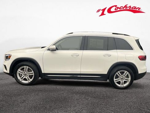 Used 2023 Mercedes-Benz GLB 250 4MATIC image 11