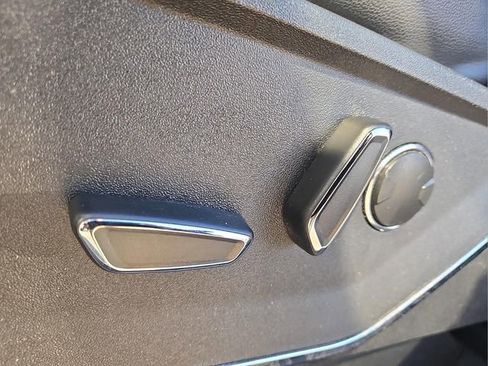 Used 2023 Ford F150 Lariat w/ Equipment Group 502A High image 23