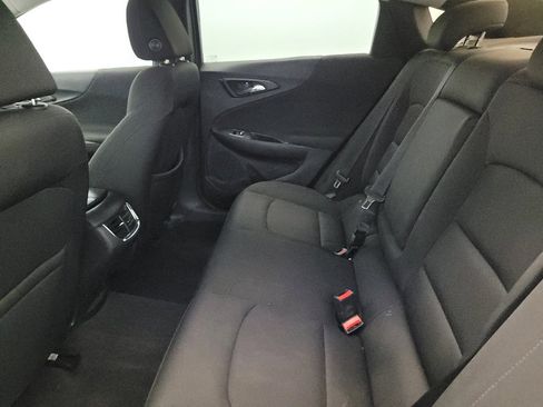 Used 2018 Chevrolet Malibu LT FWD image 18