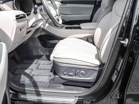Used 2025 Hyundai Palisade Calligraphy AWD/4WD image 19