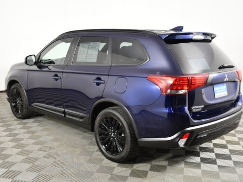 Used 2020 Mitsubishi Outlander LE AWD/4WD image 8