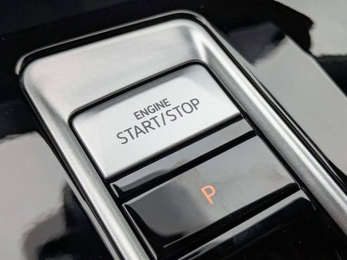 New 2026 Volkswagen Atlas Cross Sport SEL image 31