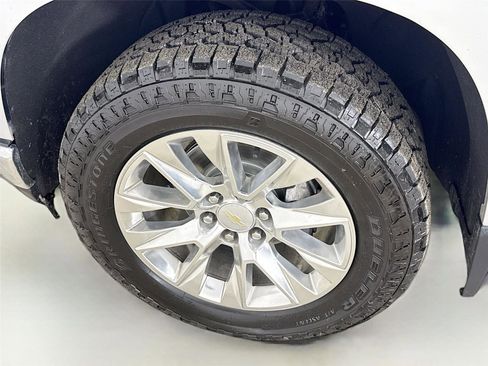 Used 2020 Chevrolet Silverado 1500 LTZ image 33