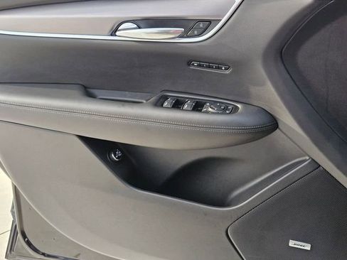 New 2025 Cadillac XT6 Luxury image 24