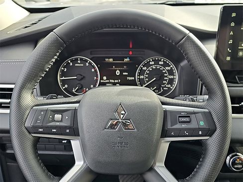 New 2026 Mitsubishi Outlander Trail Edition image 15