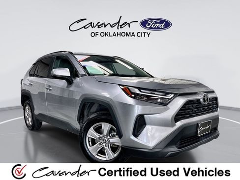 Used 2023 Toyota RAV4 XLE AWD/4WD image 1