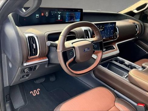 Used 2025 Ford Expedition King Ranch AWD/4WD image 10
