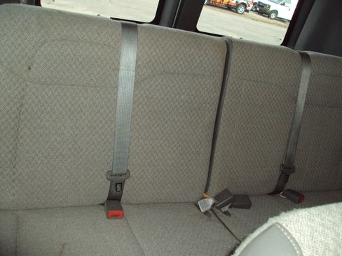 Used 2016 Chevrolet Express 2500 LS image 12