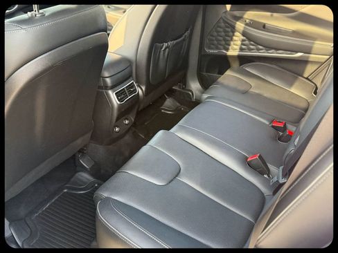 Used 2022 Hyundai Santa Fe SEL w/ Convenience + Premium Package FWD image 11