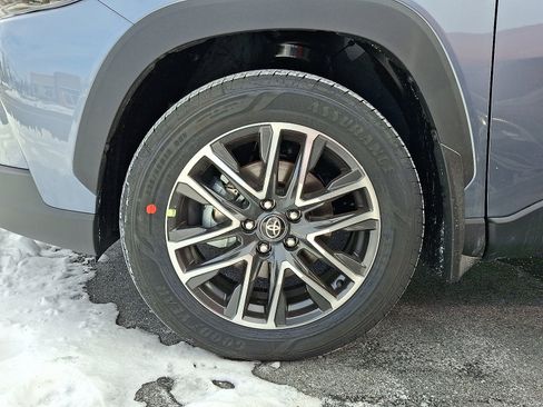 New 2026 Toyota Corolla Cross XLE image 4