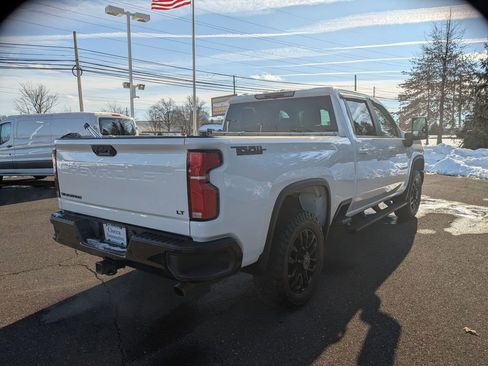 Used 2025 Chevrolet Silverado 2500 LT w/ Trail Boss Package image 5