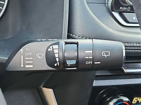 Used 2024 Nissan Rogue SV FWD image 16