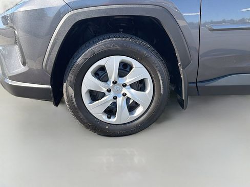 Used 2019 Toyota RAV4 LE w/ All Weather Liner Package AWD/4WD image 28