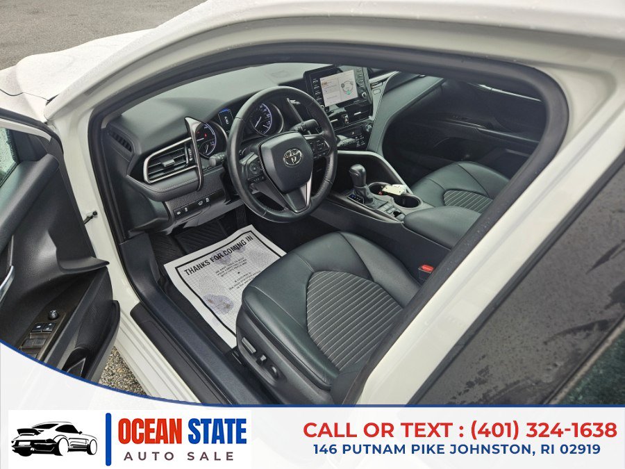 Used 2022 Toyota Camry SE w/ Convenience Package FWD image 10