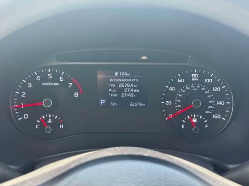 Used 2022 Kia Soul LX w/ Technology Package FWD image 22