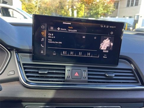 Used 2023 Audi Q5 2.0T Premium Plus w/ Premium Plus Package image 26