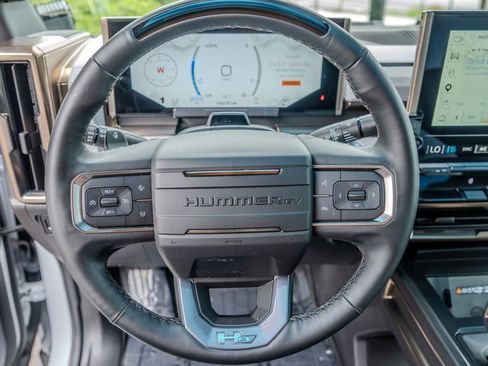 Used 2025 GMC Hummer EV 3X w/ LPO, Illumination Package AWD/4WD image 5