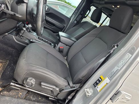 Used 2023 Jeep Wrangler Unlimited Sport AWD/4WD image 6