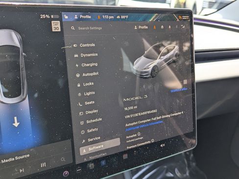 Used 2024 Tesla Model 3 Standard Range RWD image 25