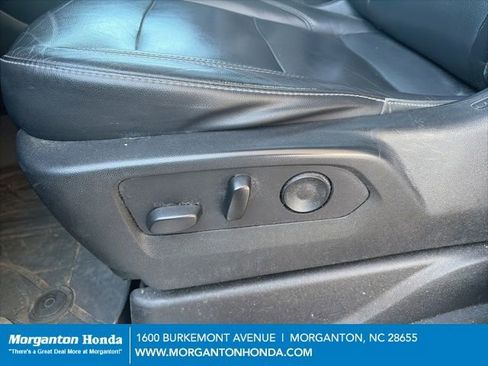 Used 2021 Chevrolet Tahoe Z71 w/ Z71 Signature Package AWD/4WD image 17