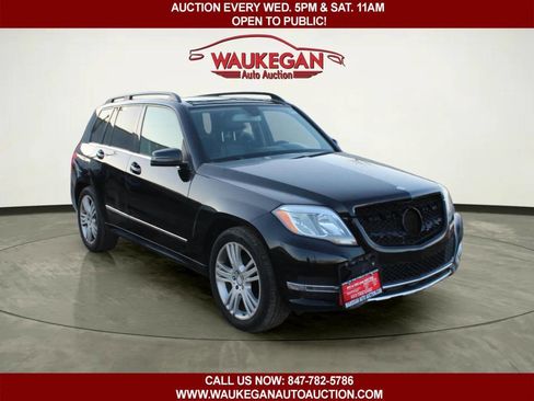 Used 2014 Mercedes-Benz GLK 350 4MATIC image 2