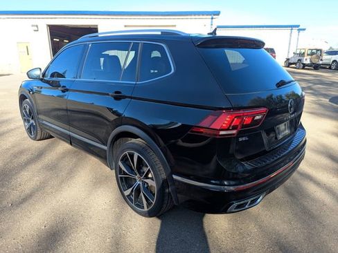 Used 2022 Volkswagen Tiguan SEL R-Line AWD/4WD image 10