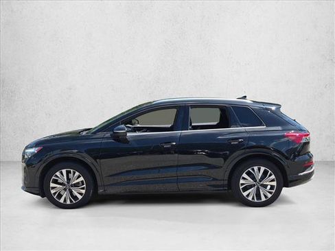 Certified 2023 Audi Q4 e-tron Premium Plus w/ Premium Plus RWD image 8