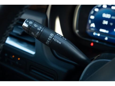 Used 2023 Chevrolet Tahoe Premier image 19