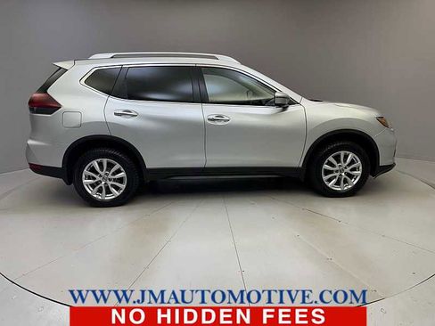 Used 2018 Nissan Rogue SV w/ Premium Package AWD/4WD image 6