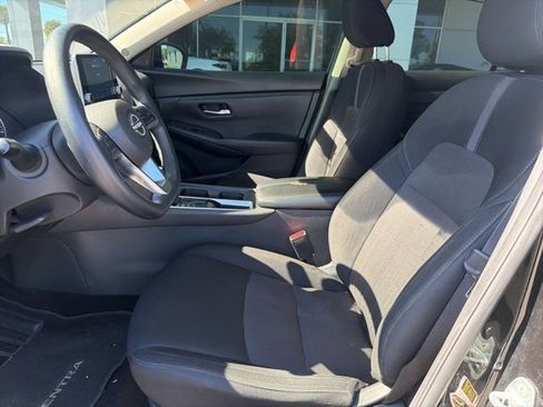 Used 2024 Nissan Sentra SV image 6