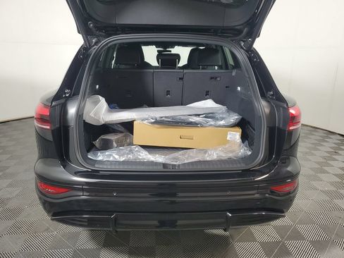 New 2027 Audi Q6 e-tron Premium Plus AWD/4WD image 9