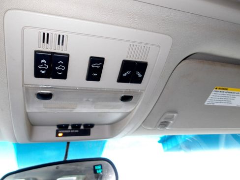 Used 2008 GMC Yukon XL Denali image 22