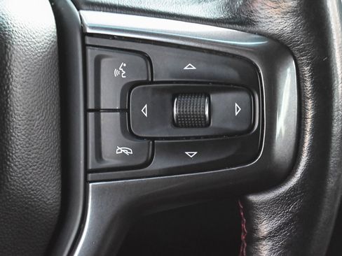 Used 2022 Chevrolet Suburban RST w/ Luxury Package image 27