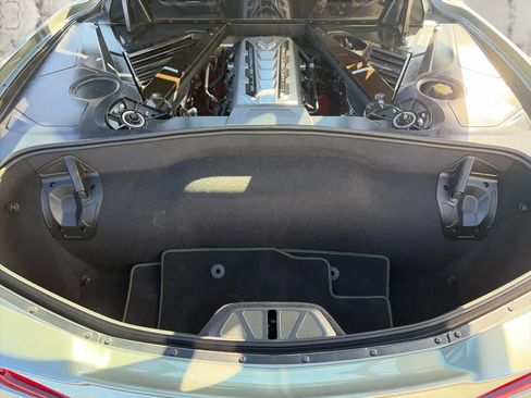 Used 2022 Chevrolet Corvette Stingray Premium Cpe w/ Z51 Performance Package image 8