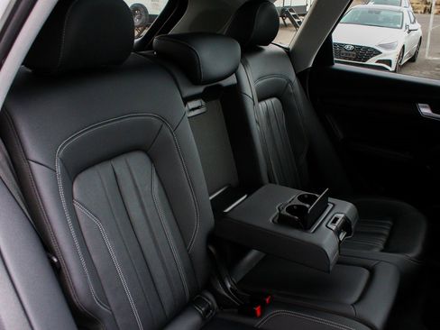 Used 2021 Audi Q5 2.0T Premium Plus w/ Premium Plus Package image 37