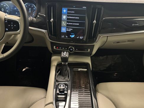 Used 2018 Volvo S90 T6 Momentum w/ Convenience Package AWD/4WD image 15