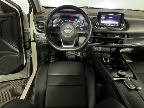 Certified 2023 Nissan Rogue SV w/ SV Premium B Package AWD/4WD image 14