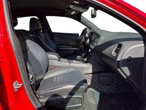 Used 2014 Dodge Charger R/T image 15
