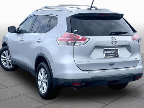 Used 2016 Nissan Rogue SV FWD image 12