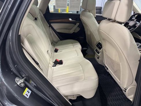 Used 2023 Audi Q5 2.0T Premium Plus AWD/4WD image 31