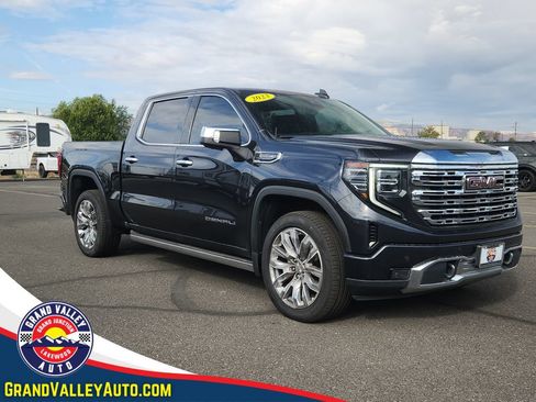 Used 2023 GMC Sierra 1500 Denali w/ Technology Package AWD/4WD image 1