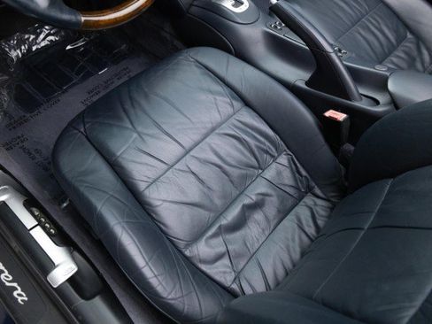 Used 2000 Porsche 911 Carrera image 34