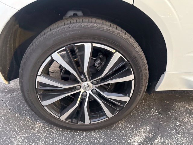 Used 2024 Volvo XC60 B5 Plus w/ Protection Package Premier AWD/4WD image 10