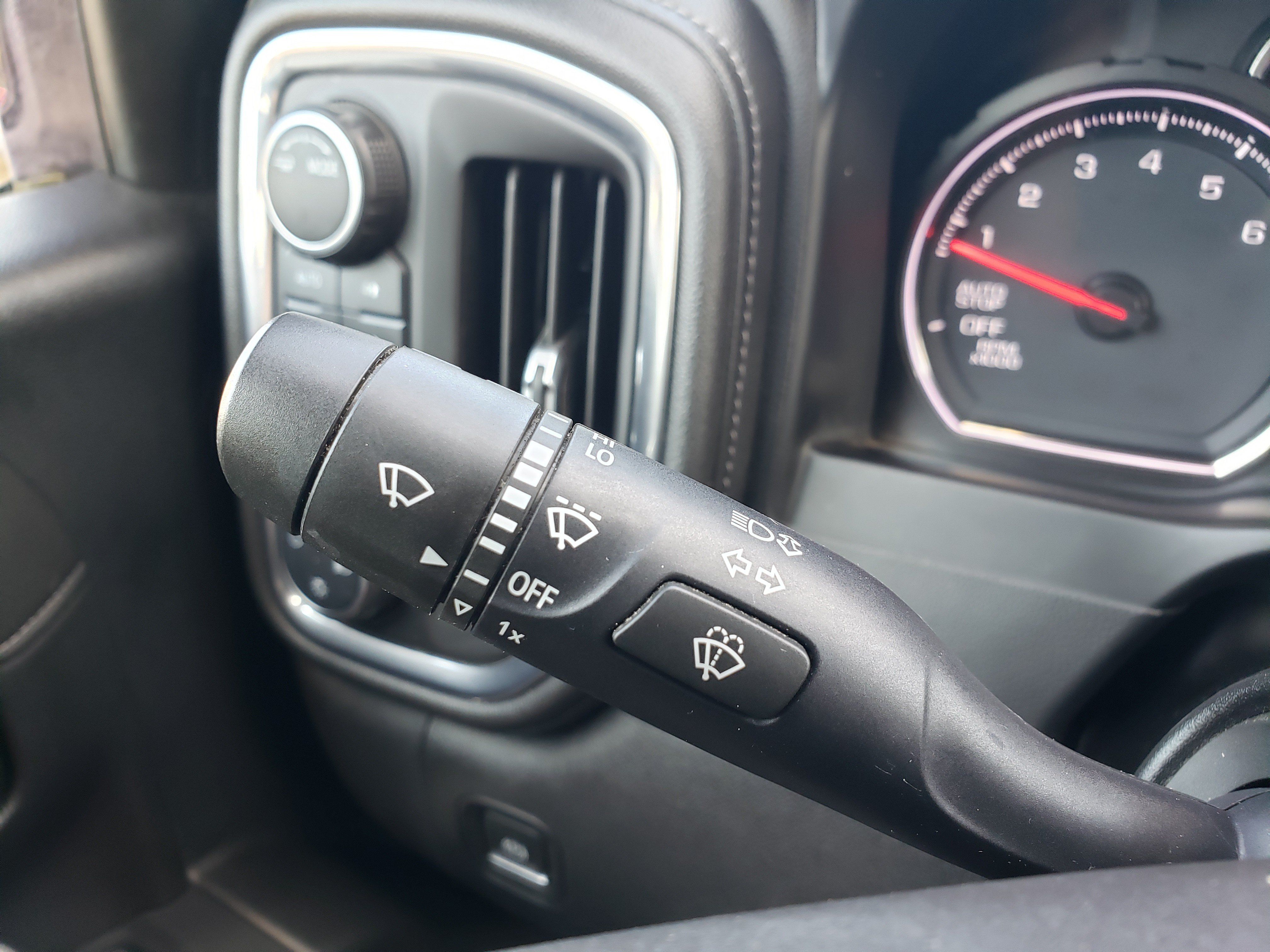 Used 2020 Chevrolet Silverado 1500 LT w/ All-Star Edition AWD/4WD image 15
